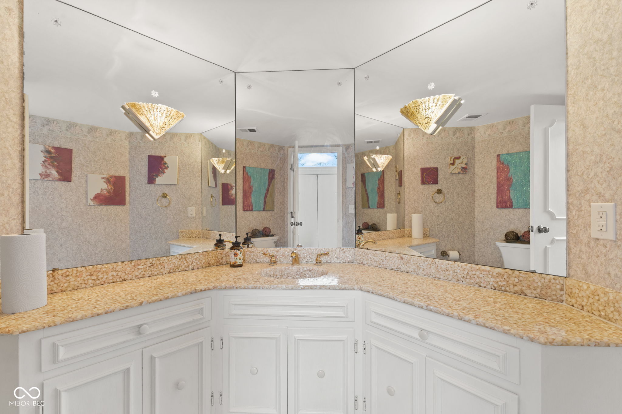 5501 Surrey Hill Road Indianapolis, IN 46226 - Photo 19 of 28