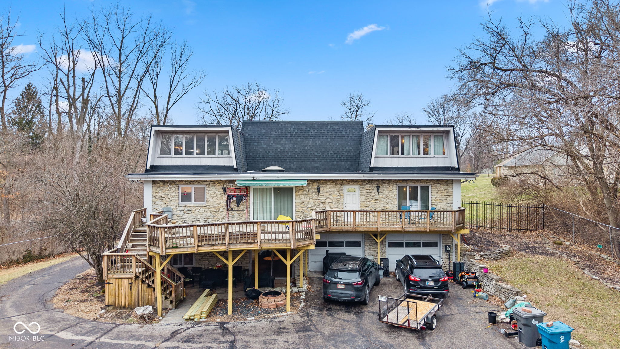 5501 Surrey Hill Road Indianapolis, IN 46226 - Photo 2 of 28