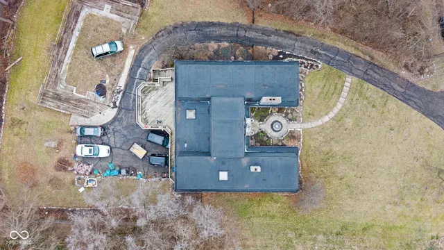 $619,000 | 5501 Surrey Hill Road, Indianapolis, IN 46226