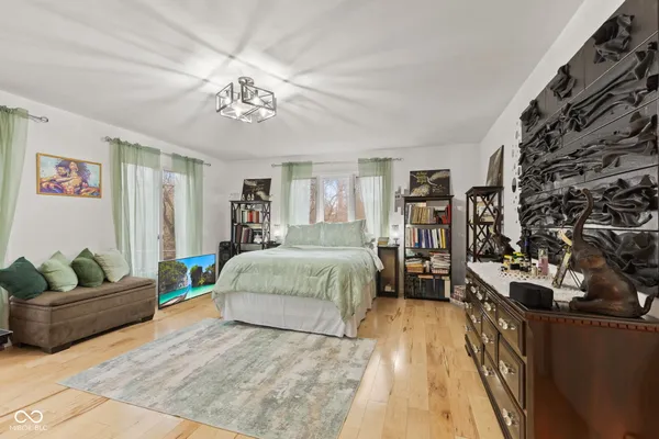 $619,000 | 5501 Surrey Hill Road, Indianapolis, IN 46226