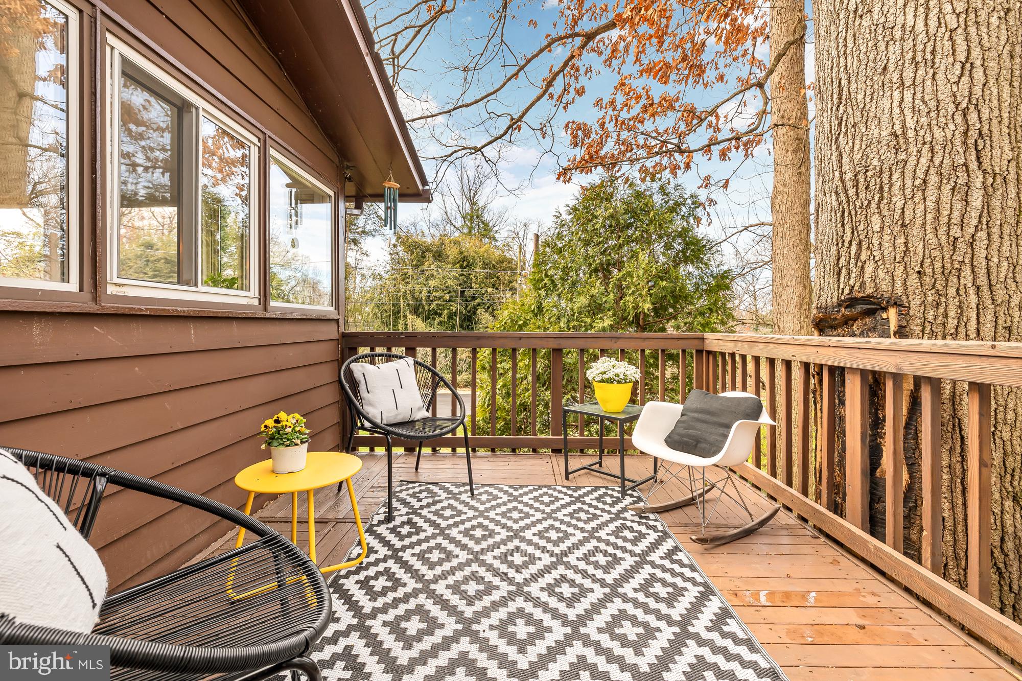 11500 Regnid Drive Silver Spring, MD 20902 - Photo 14 of 50 a view of a chairs and table in patio