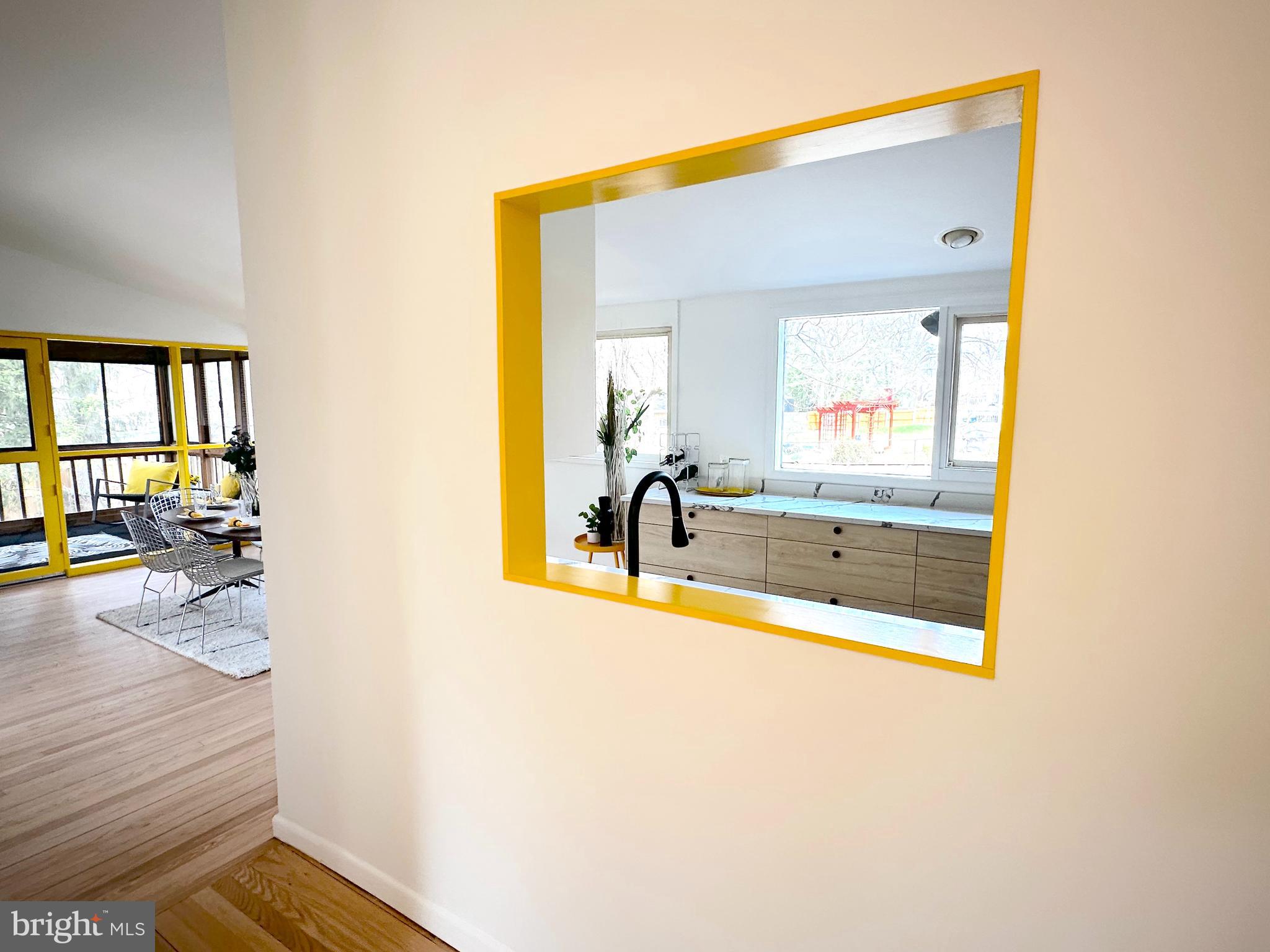 11500 Regnid Drive Silver Spring, MD 20902 - Photo 7 of 50 a view of a living room and bathroom