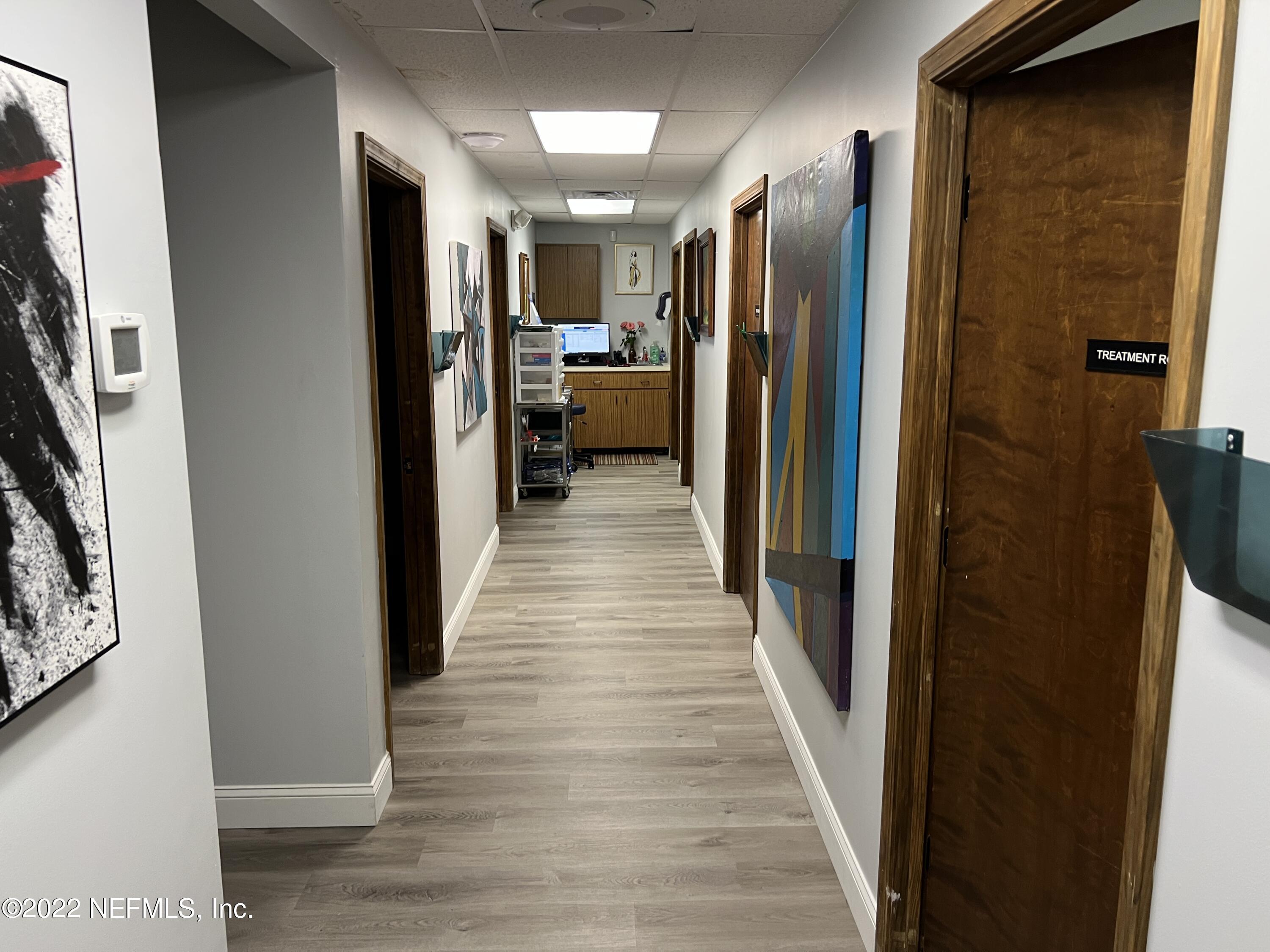 5819 Booth Road Jacksonville, FL 32207 - Photo 3 of 35 Hallway with new flooring