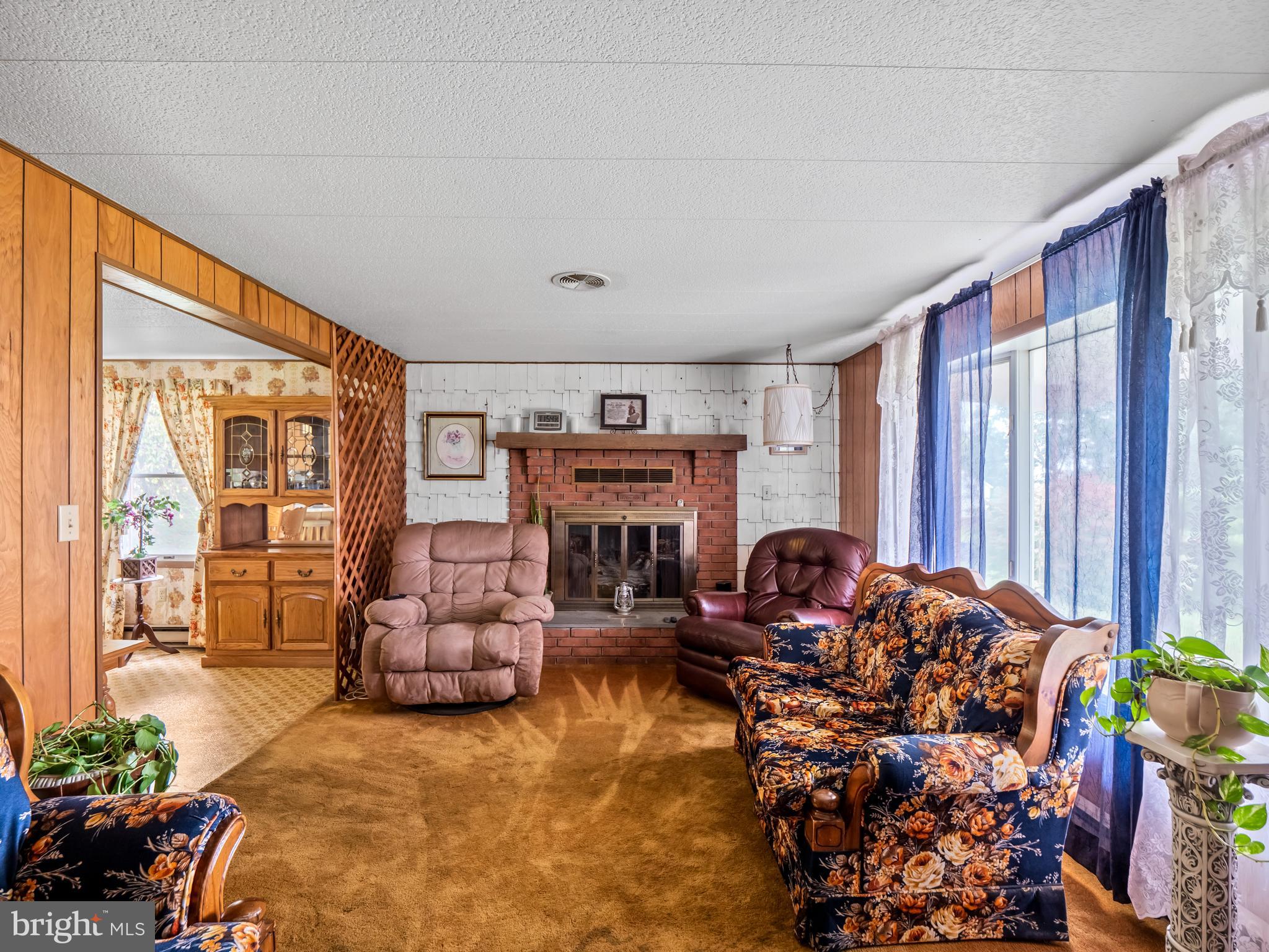 6104 Fulmer Road Frederick, MD 21703 - Photo 3 of 23