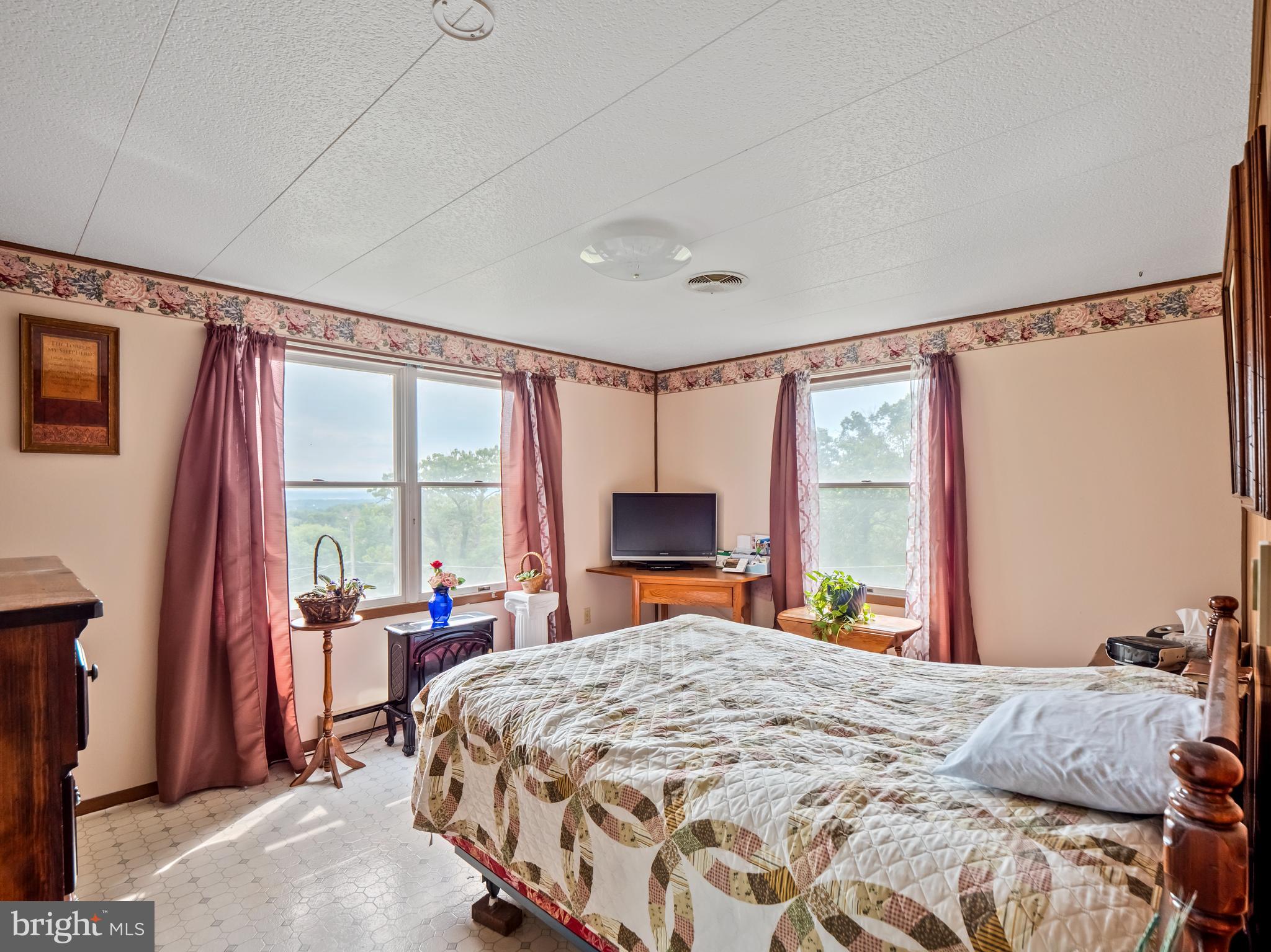 6104 Fulmer Road Frederick, MD 21703 - Photo 9 of 23