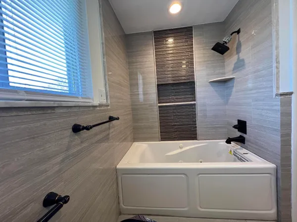 $2,859 | 4033 Ramblewood Drive, Troy, MI 48085