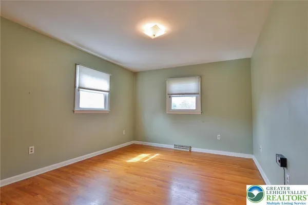 $395,000 | 1004 Donald Drive, Emmaus, PA 18049