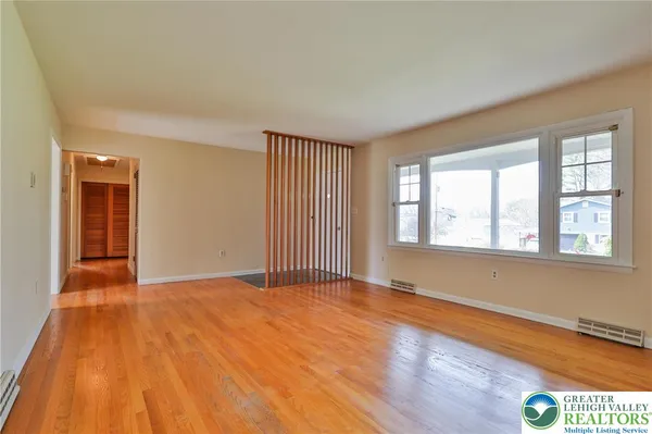 $395,000 | 1004 Donald Drive, Emmaus, PA 18049