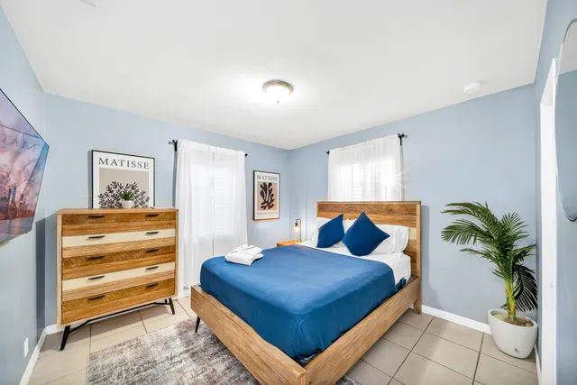 $5,950 | 3331 Lake Avenue, West Palm Beach, FL 33405