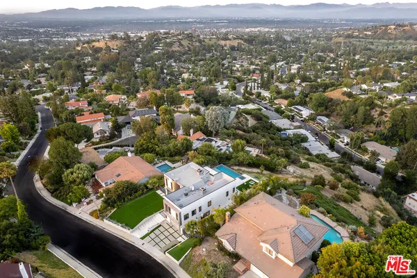 $24,950 | 4338 Gayle Drive, Tarzana, CA 91356