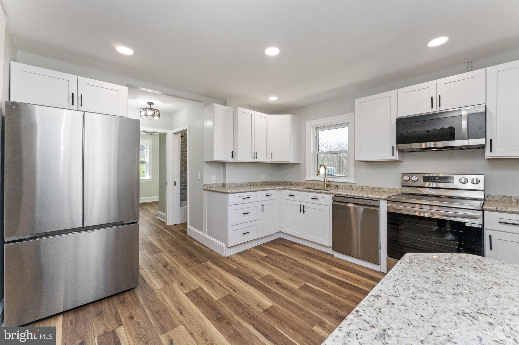 2042 Upper Ridge Road Green Lane, PA 18054 - Photo 8 of 41 Kitchen