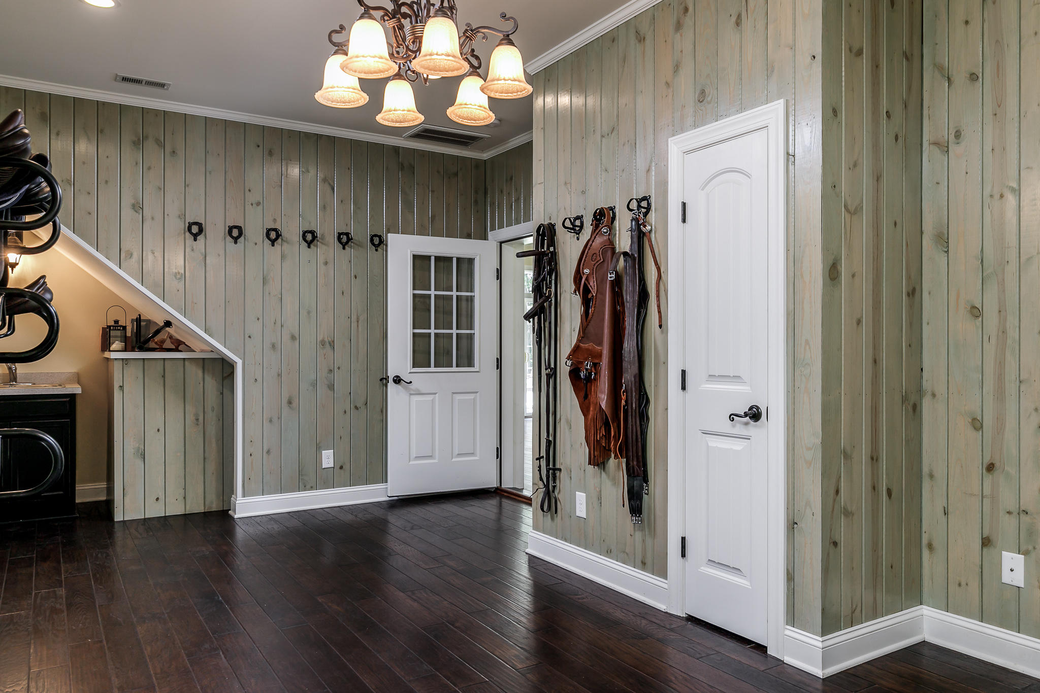 949 Sheldon Road Southern Pines, NC 28387 - Photo 29 of 40 Tack Room