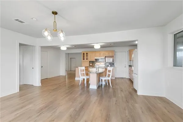 $324,900 | 1710 Schnell Drive, Arabi, LA 70032