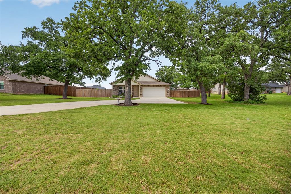 901 East 3rd Street Springtown, TX 76082 - Photo 37 of 38