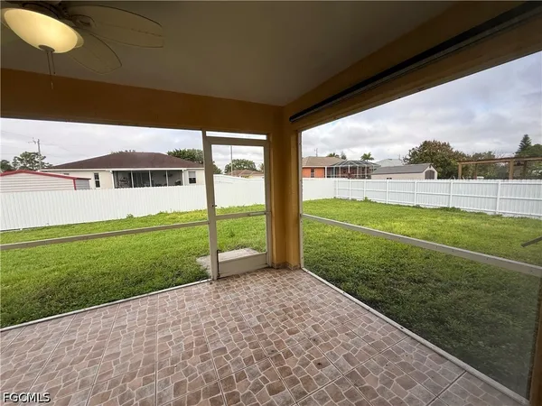 $2,300 | 696 Homestead Road South, Lehigh Acres, FL 33974
