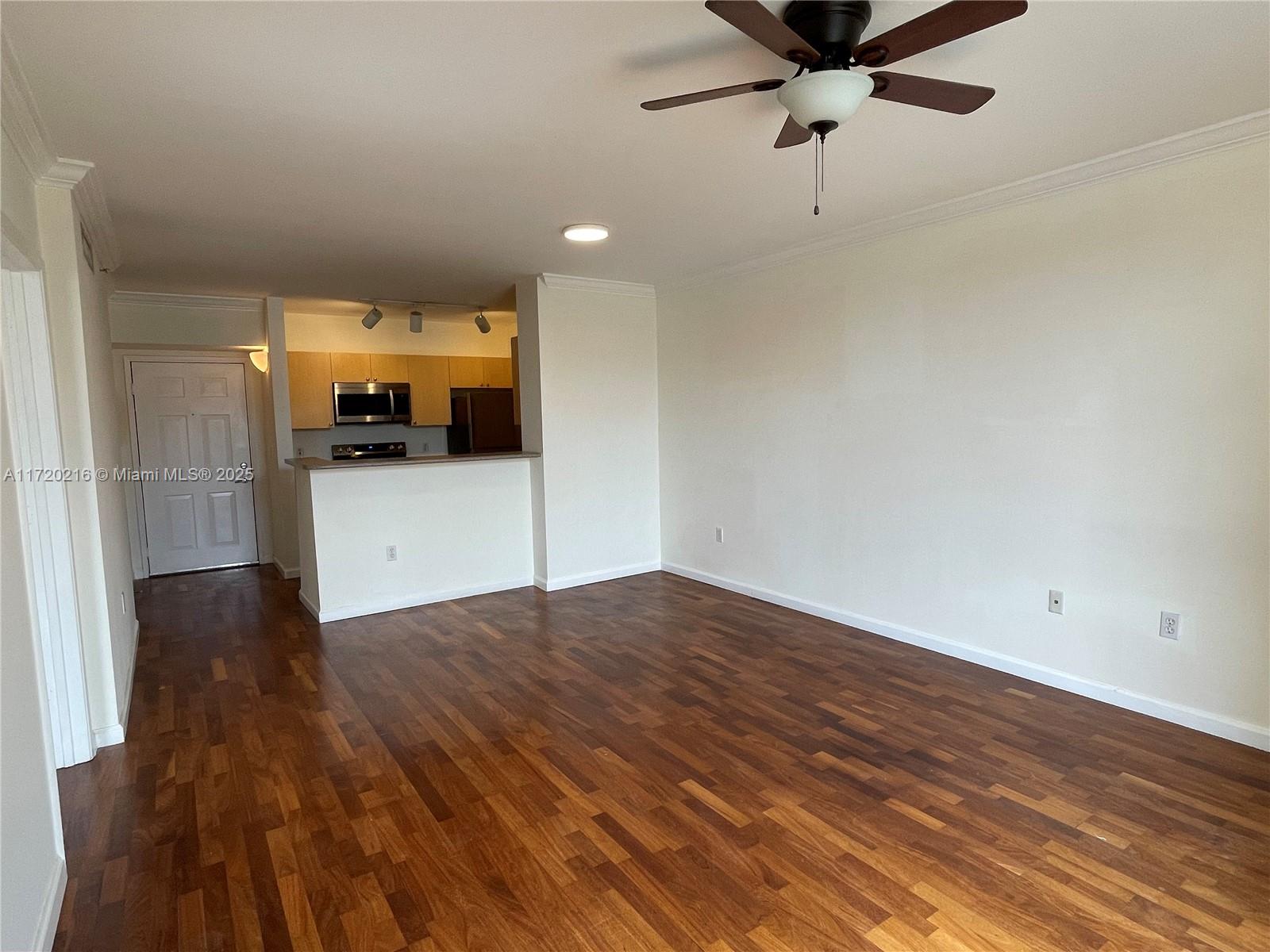 Parkside Hollywood, FL 33020 - Photo 6 of 21