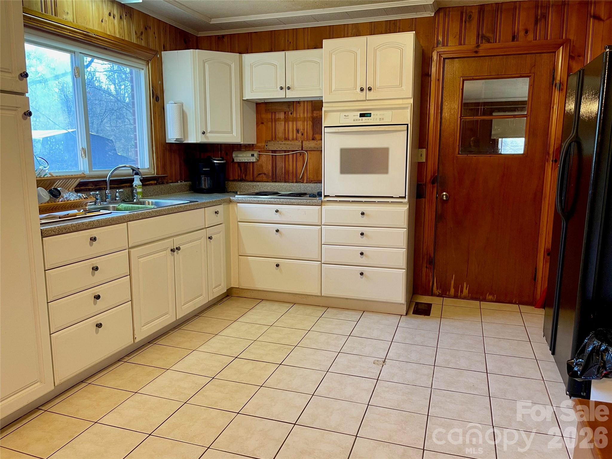 3988 Greenwood Road Lenoir, NC 28645 - Photo 12 of 48