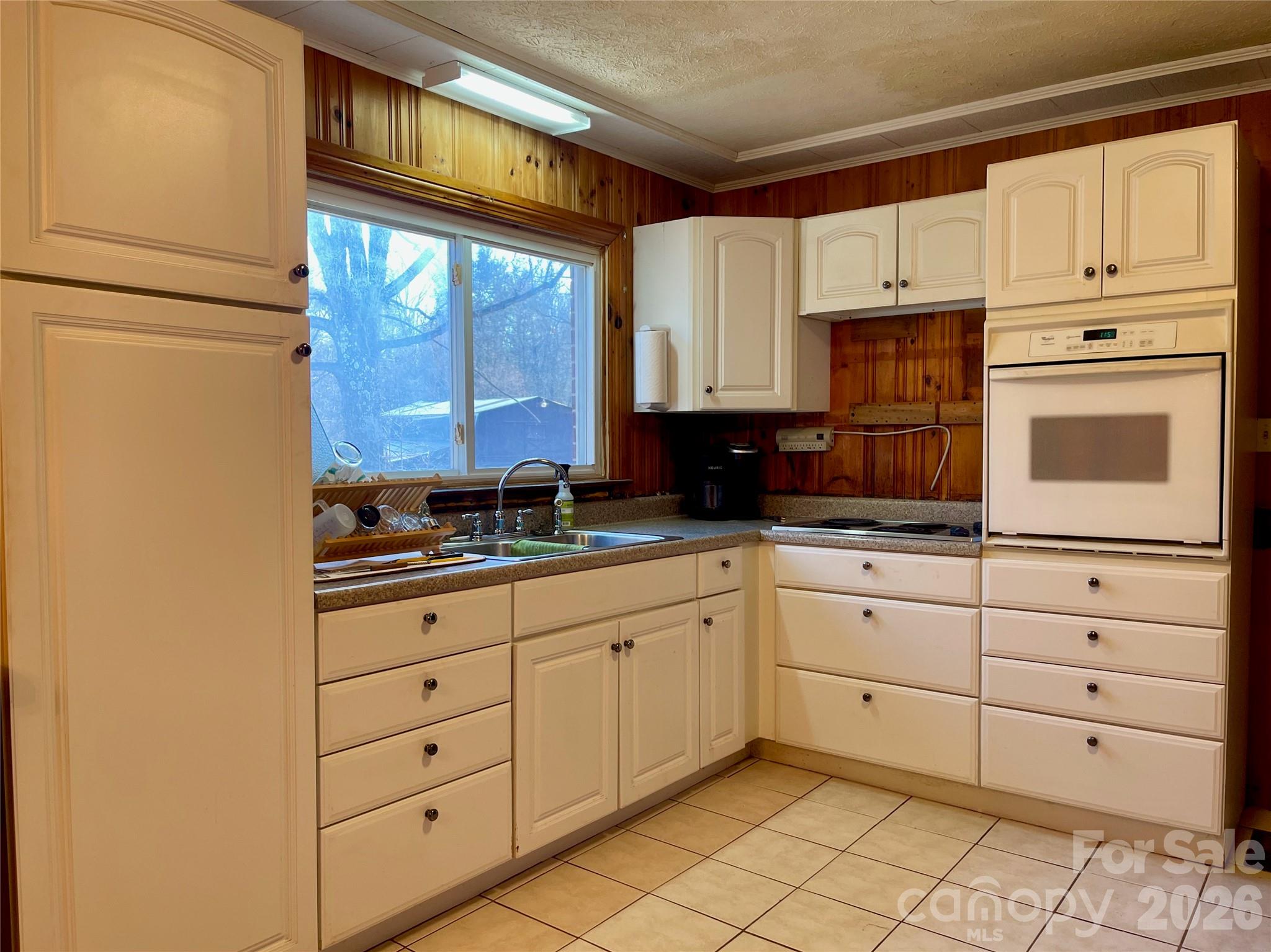 3988 Greenwood Road Lenoir, NC 28645 - Photo 14 of 48