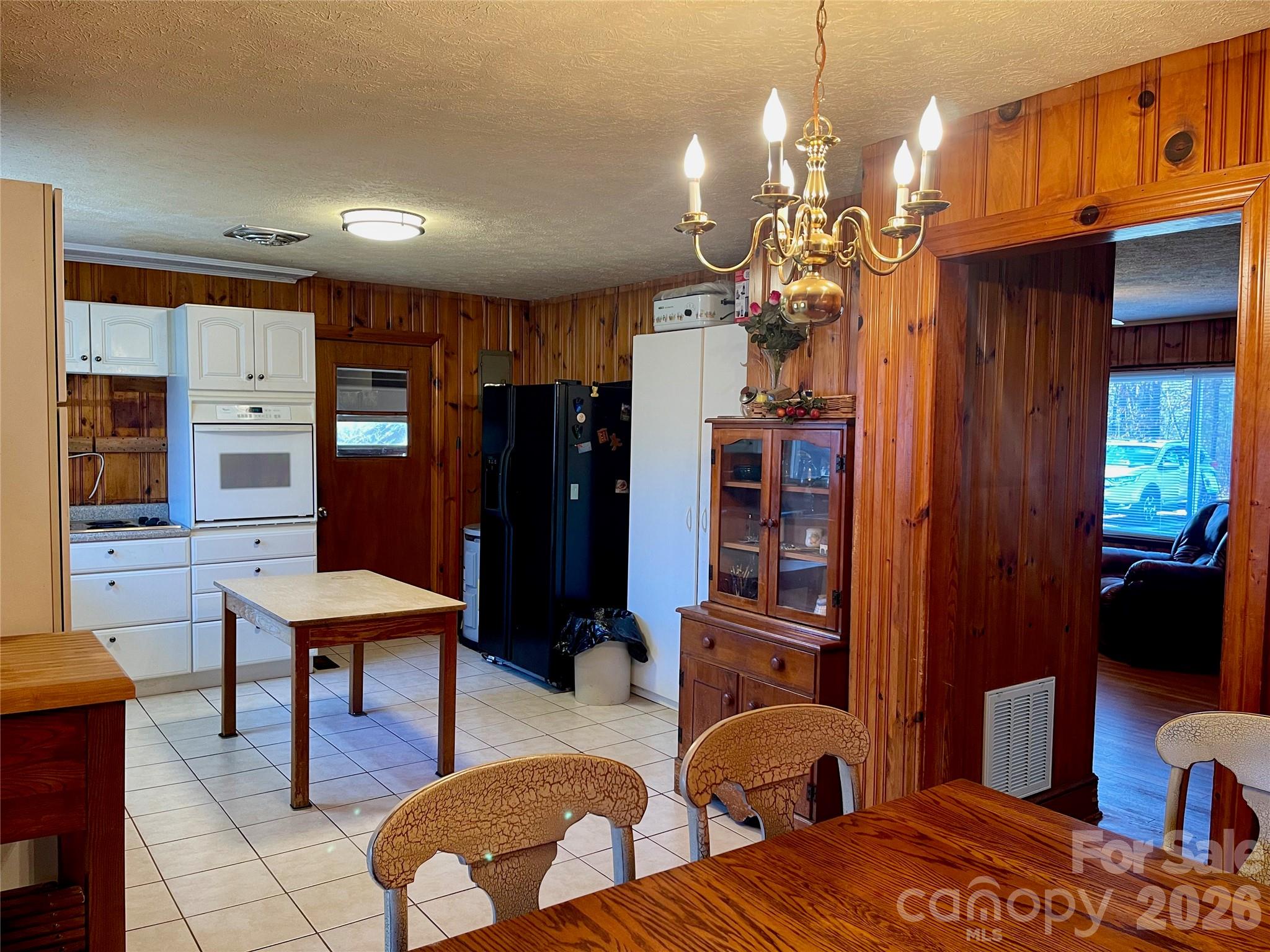 3988 Greenwood Road Lenoir, NC 28645 - Photo 15 of 48