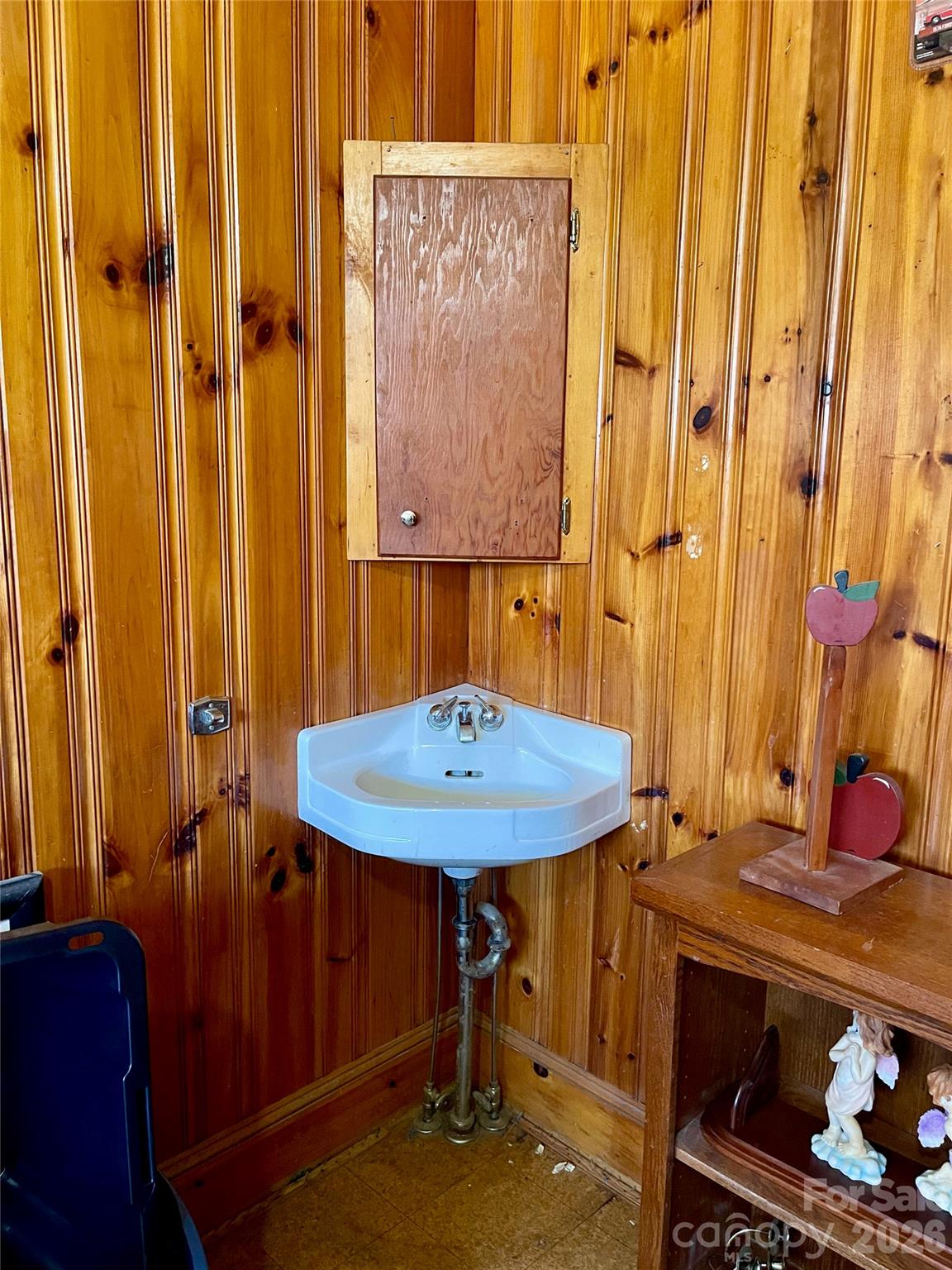 3988 Greenwood Road Lenoir, NC 28645 - Photo 21 of 48