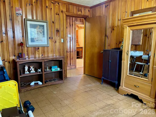 a view of an entryway with front door