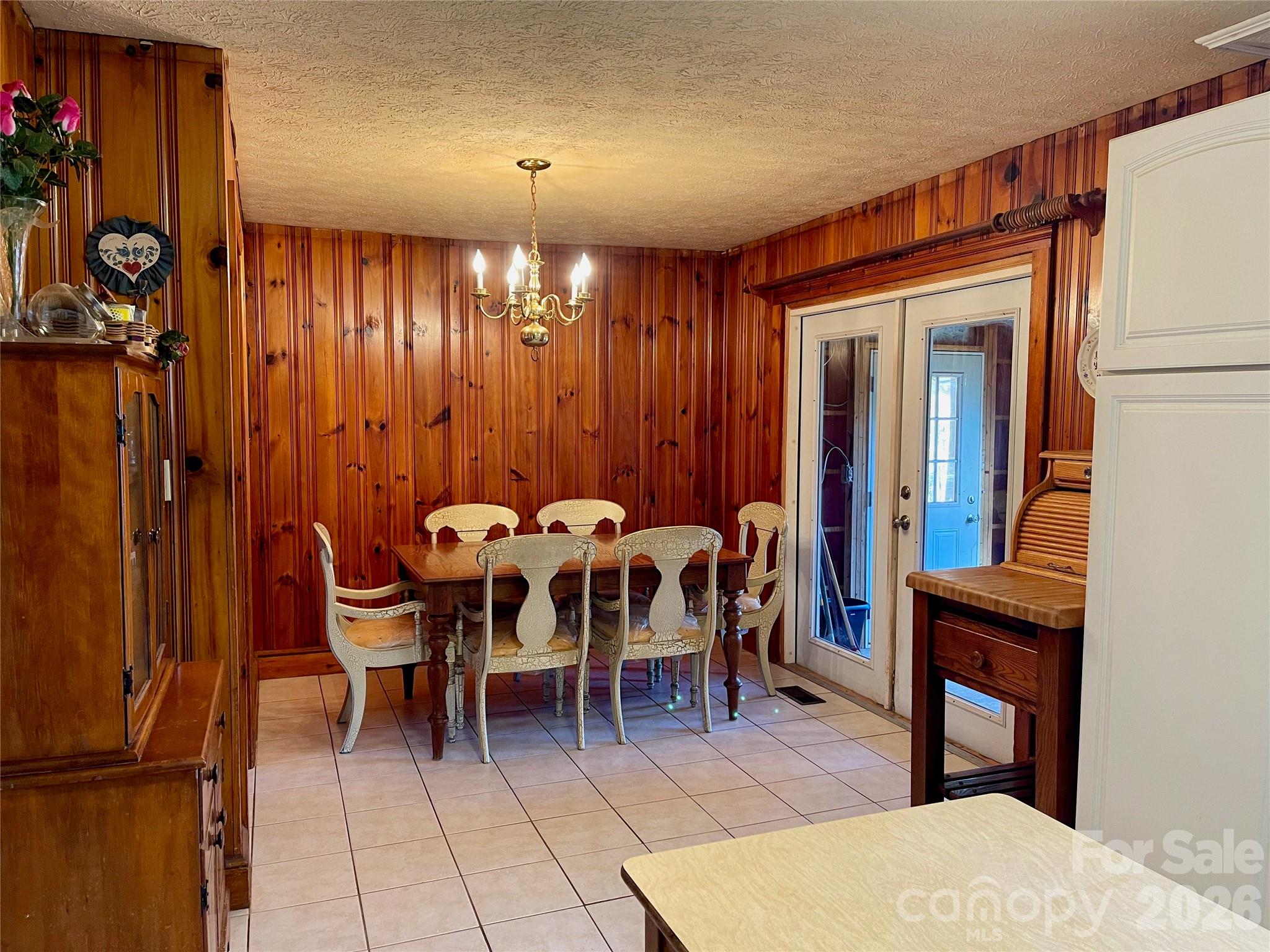 3988 Greenwood Road Lenoir, NC 28645 - Photo 10 of 48