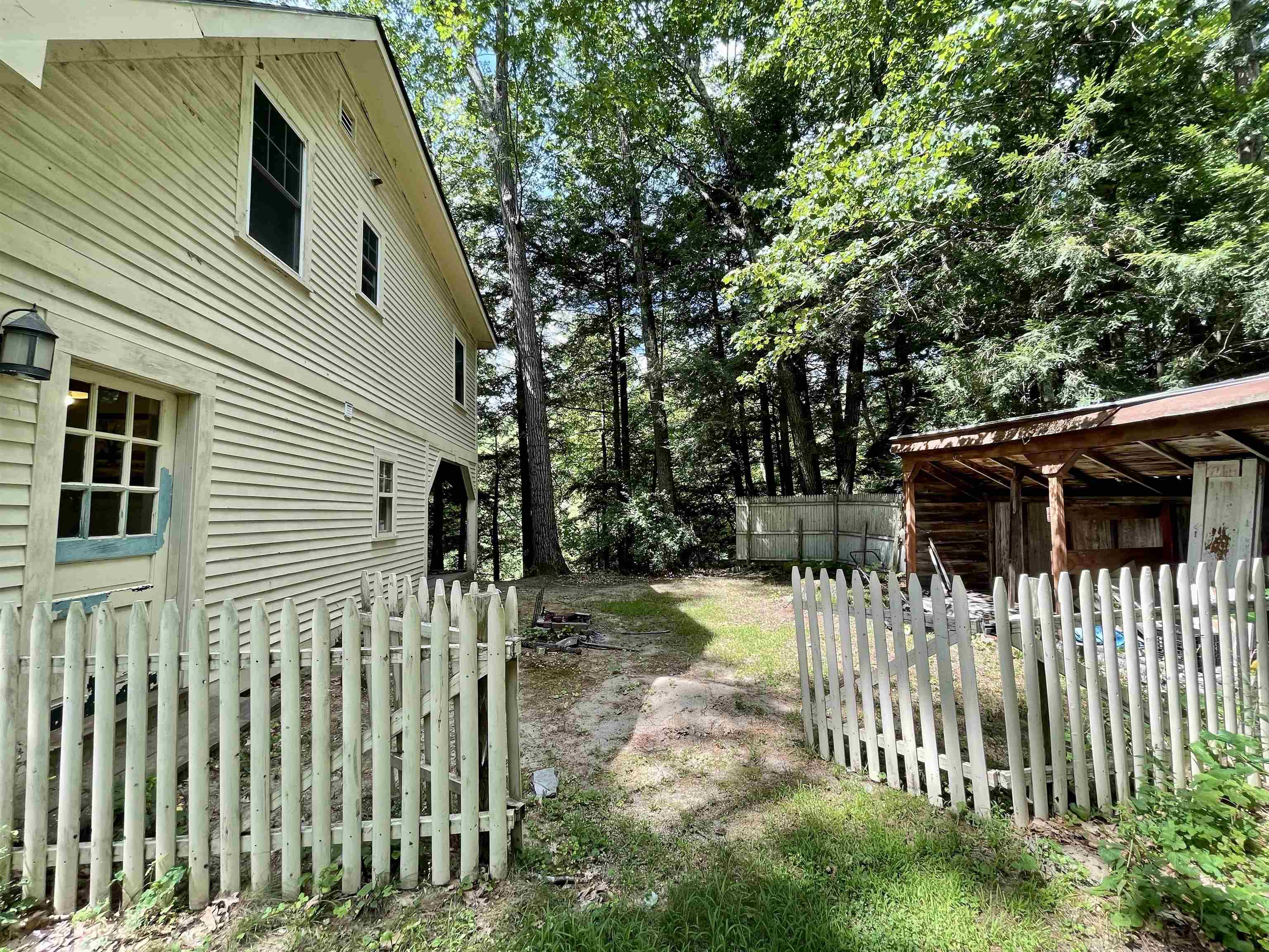 326 Terry Hill Road Fairlee, VT 05045 - Photo 5 of 17 Gallery Image 5