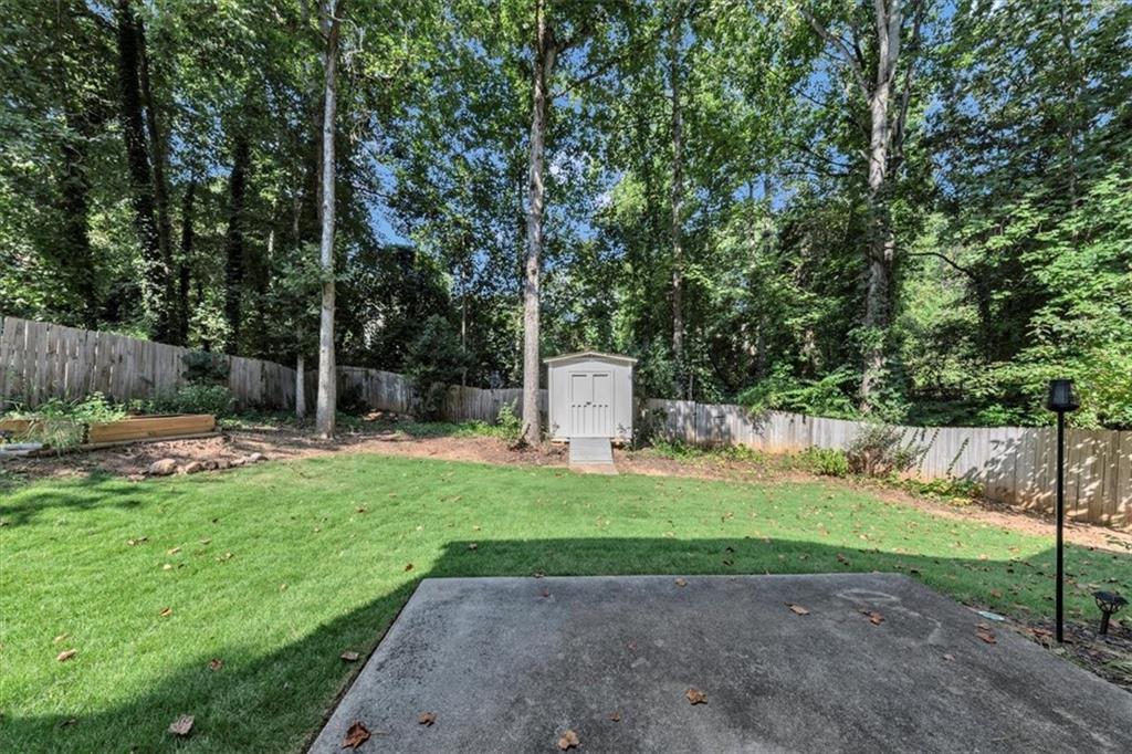 565 Fortune Ridge Road Stone Mountain, GA 30087 - Photo 40 of 48 Gallery Image 40