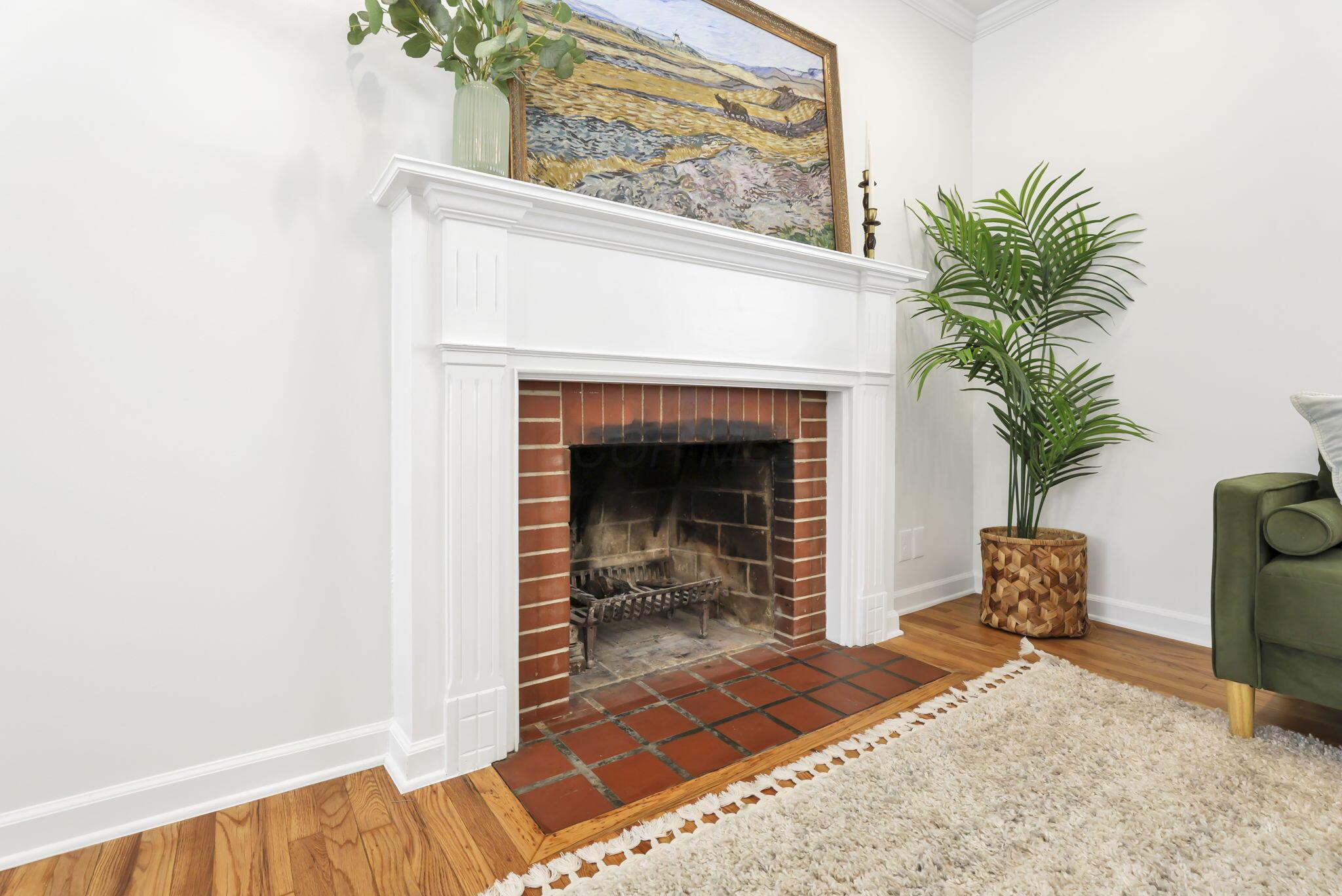 180 North Harding Road Columbus, OH 43209 - Photo 12 of 38 Fireplace