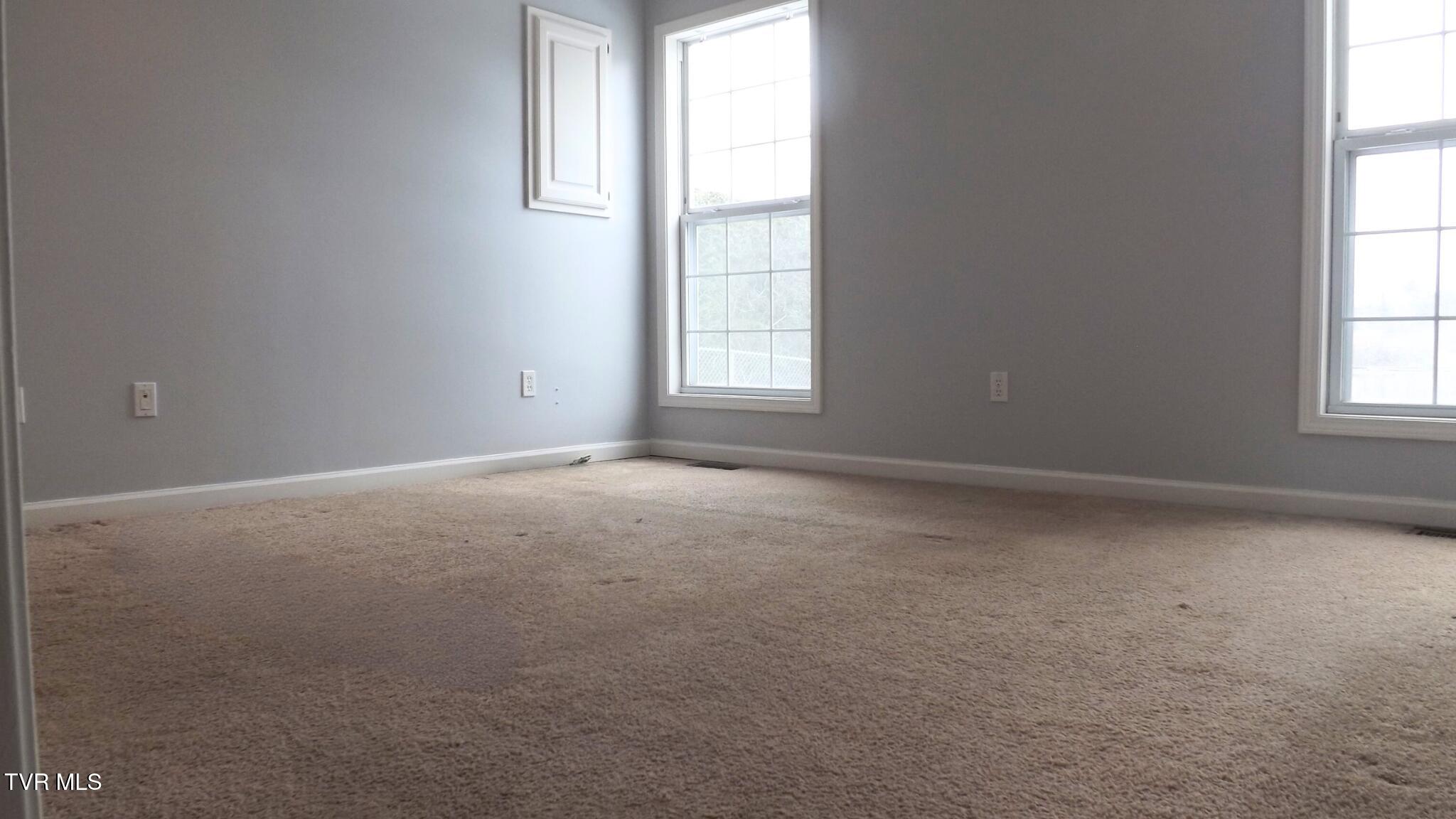 140 Harvest Road Bristol, VA 24201 - Photo 7 of 19 APT7