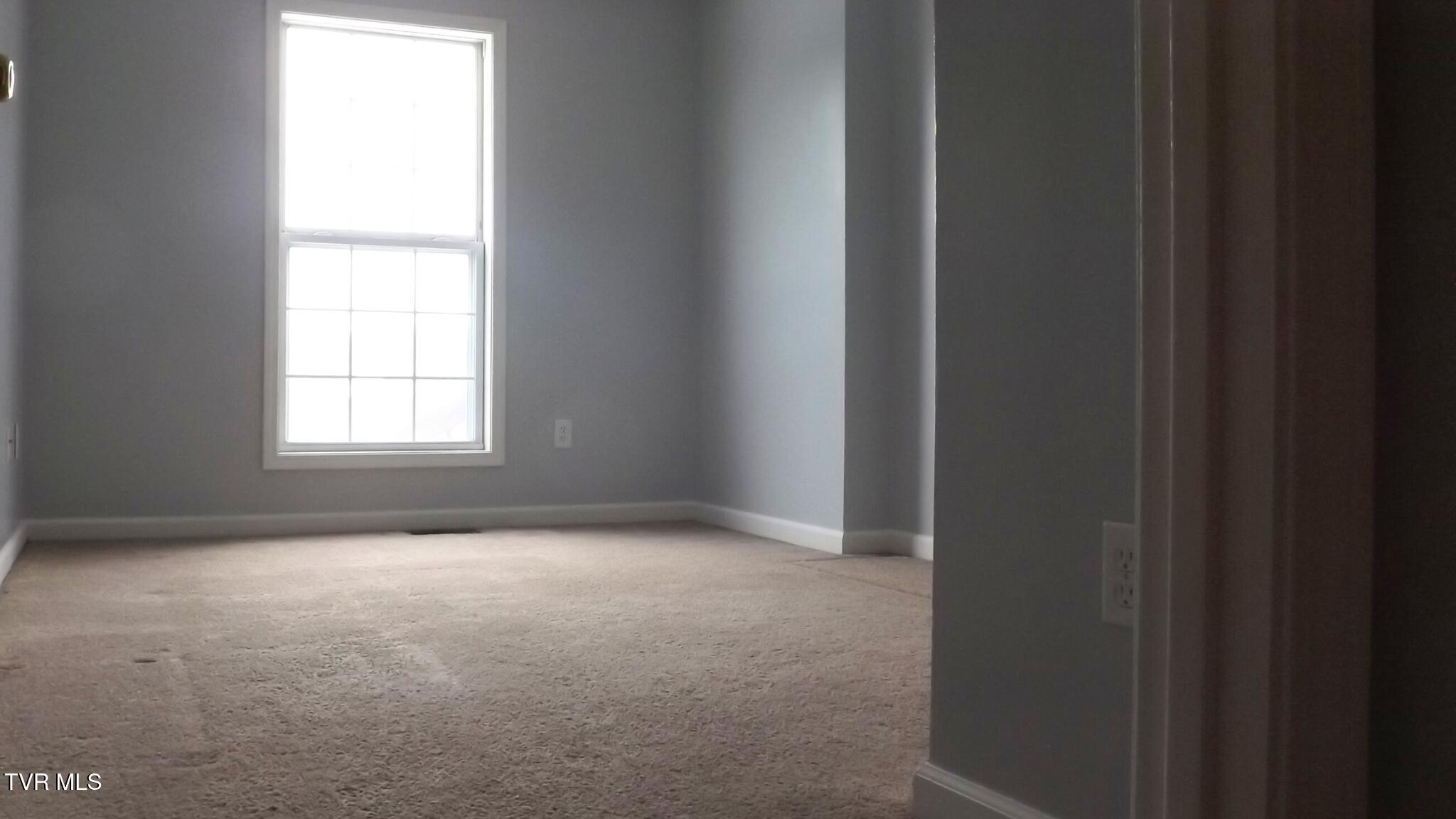 140 Harvest Road Bristol, VA 24201 - Photo 9 of 19 APT9