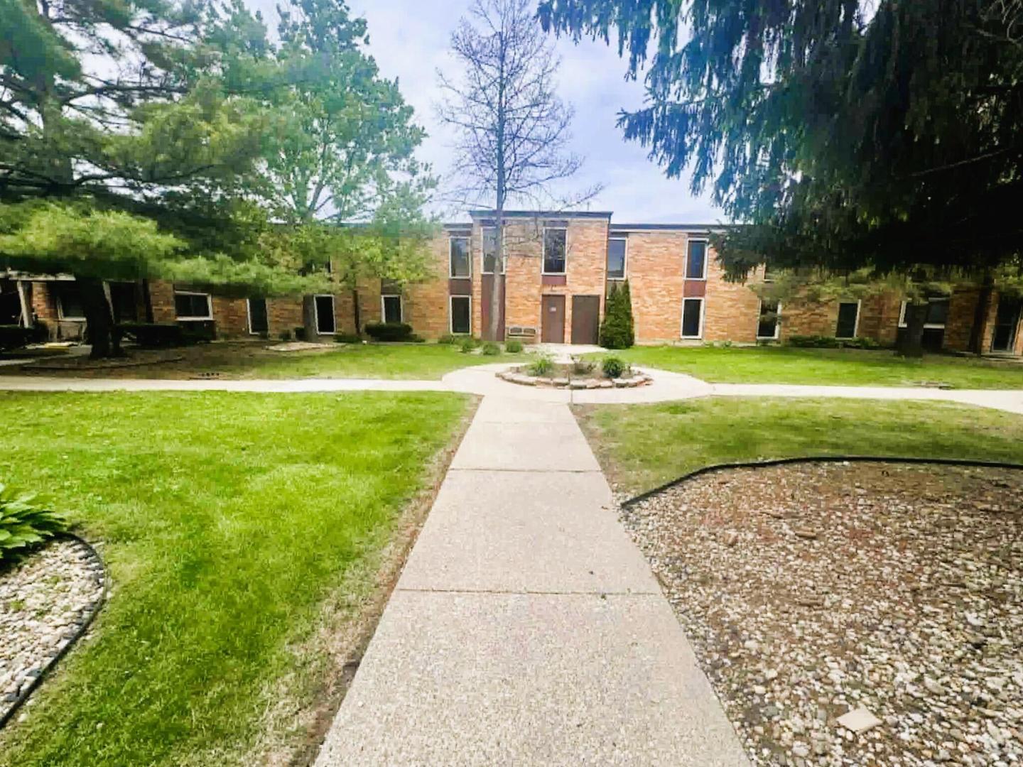 1313 Rebecca Road, Unit 209 Lombard, IL 60148 - Photo 21 of 26