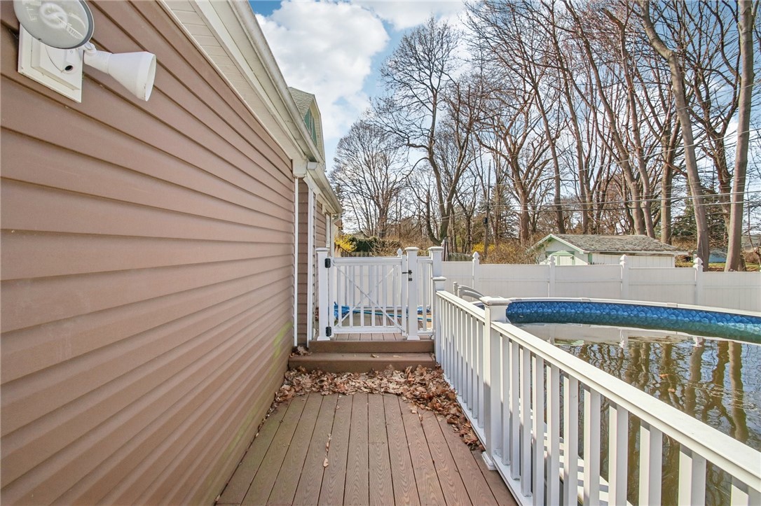 500 Lakeshore Boulevard Irondequoit, NY 14617 - Photo 18 of 24