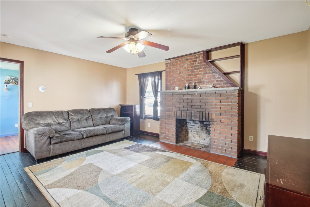 500 Lakeshore Boulevard Irondequoit, NY 14617 - Photo 4 of 24