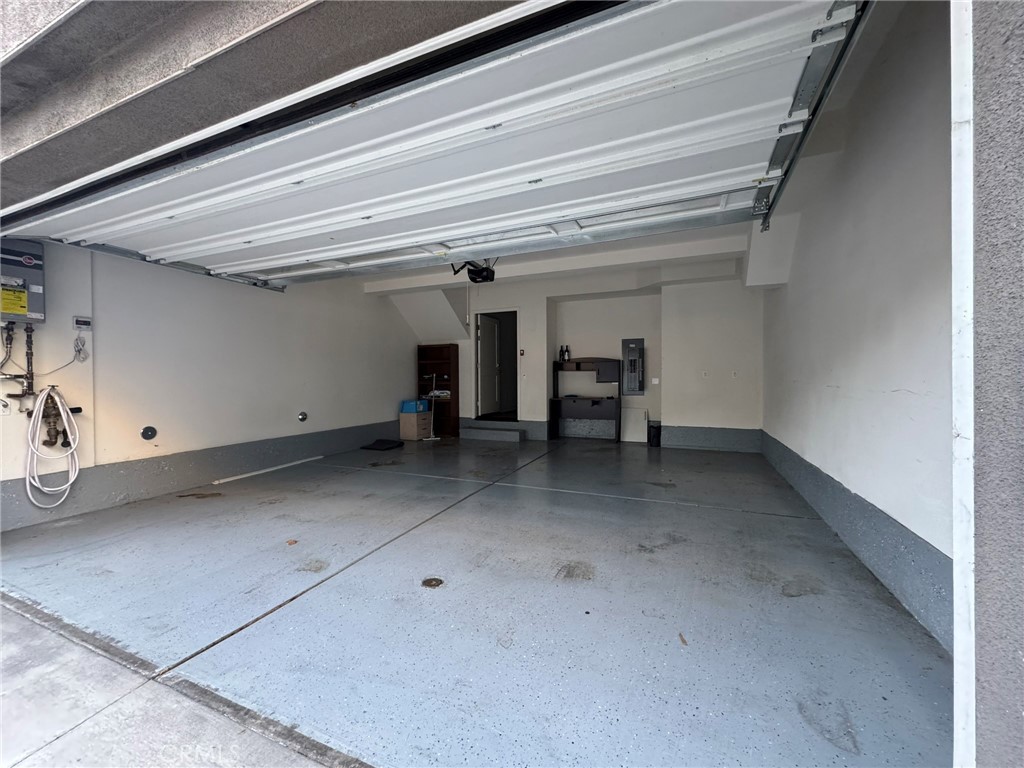 9042 Garvey Avenue, Unit 16 Rosemead, CA 91770 - Photo 15 of 28 a view of a hallway with seating space