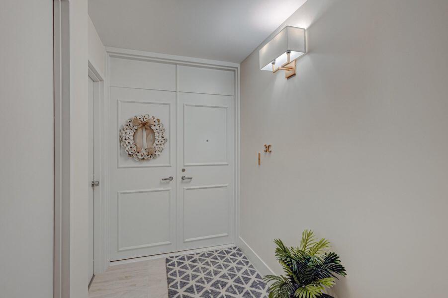5550 North Ocean Drive, Unit 3C Riviera Beach, FL 33404 - Photo 51 of 67 ENTRANCE