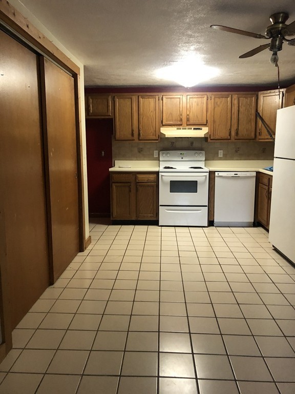 596 Boston Post Road East, Unit 2 Marlborough, MA 01752 - Photo 6 of 10 Gallery Image 6