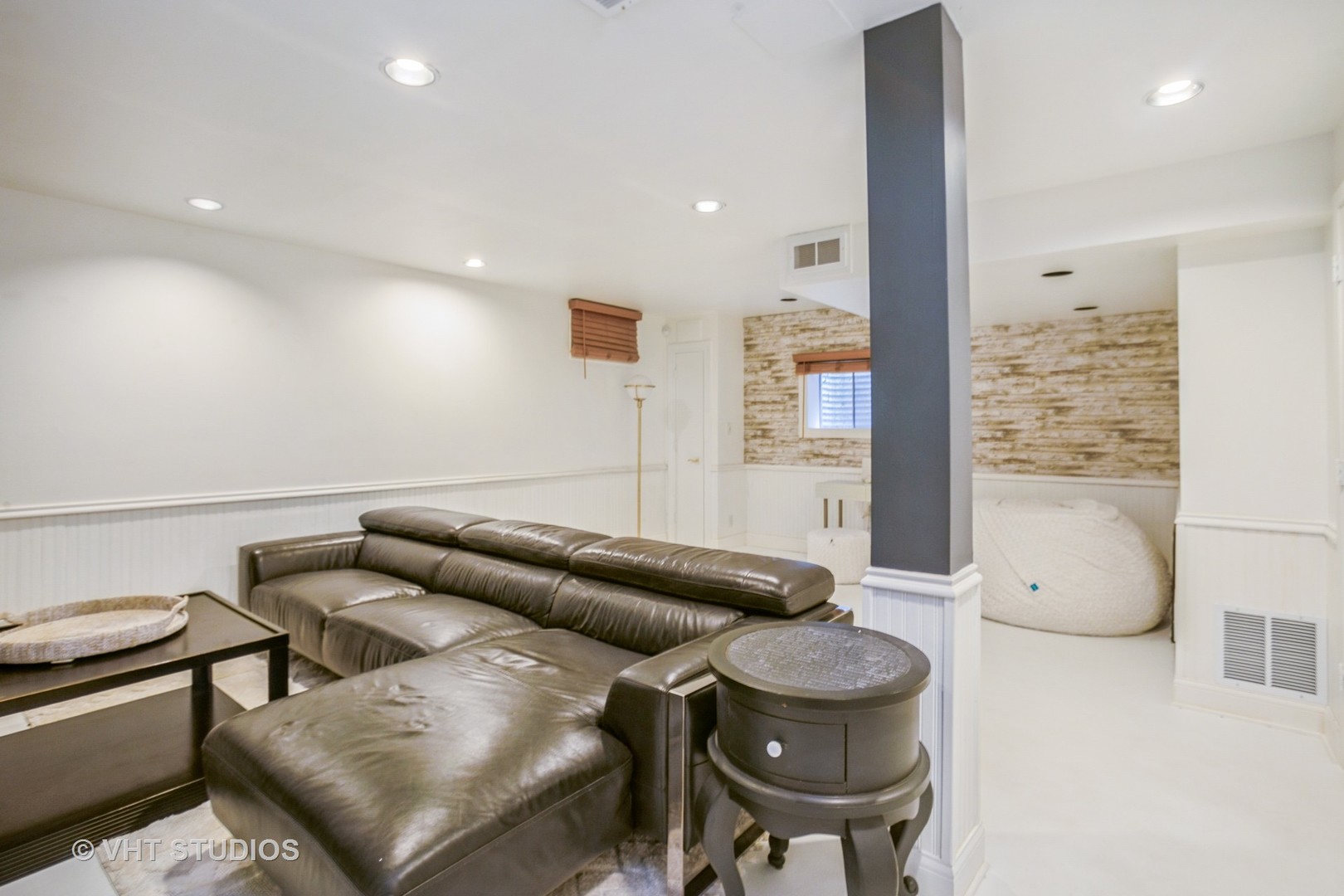 6140 Ruby Street Rosemont, IL 60018 - Photo 9 of 10