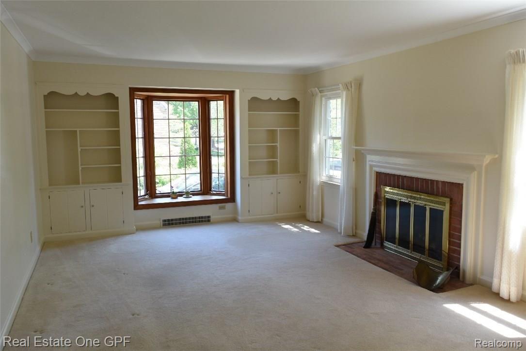 740 Hawthorne Road Grosse Pointe, MI 48236 - Photo 4 of 47 01 ! RJR_1350.JPG