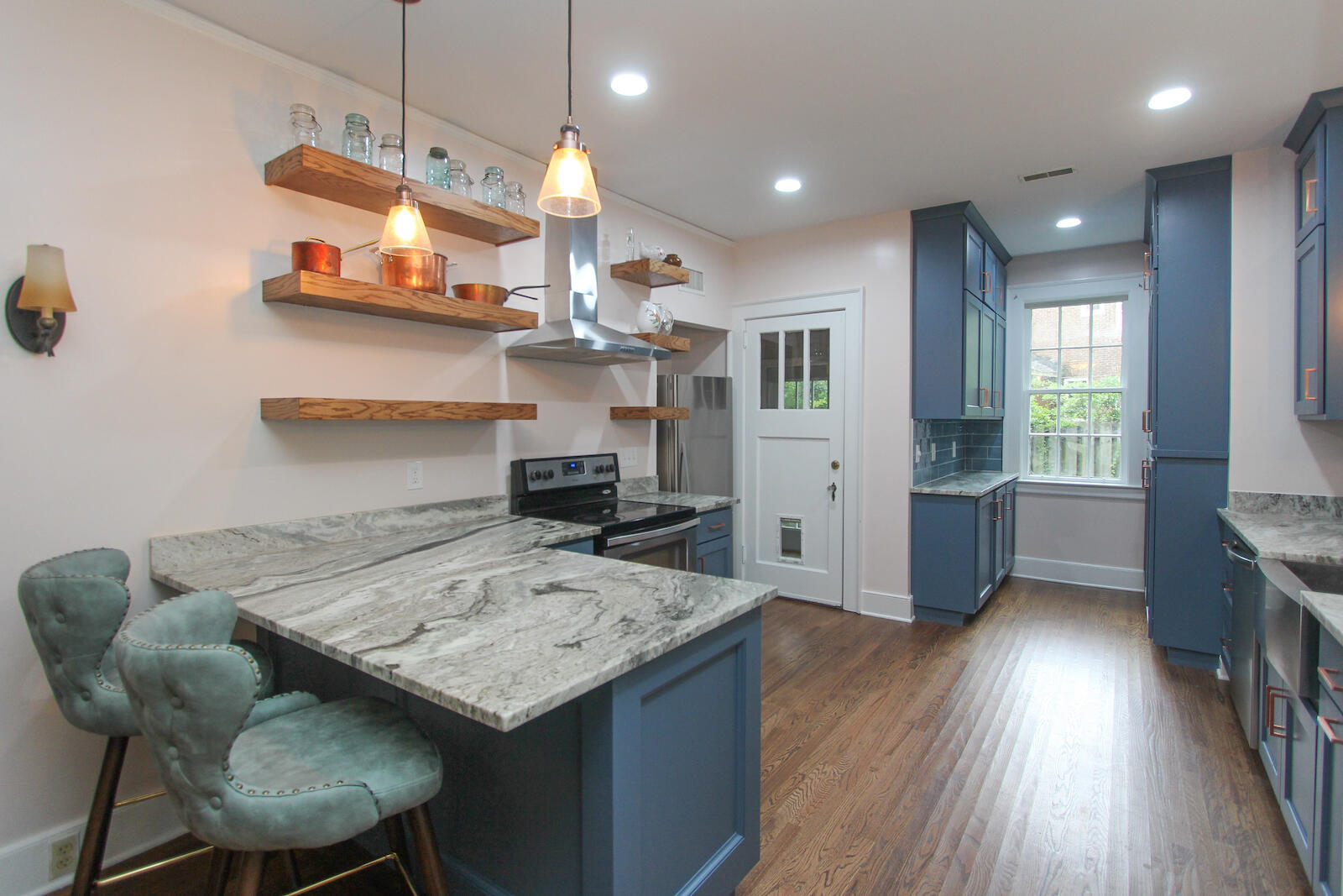 4 Beverly Road Charleston, SC 29407 - Photo 2 of 30 4BeverlyRoad- KeenEyeMarketing - 002