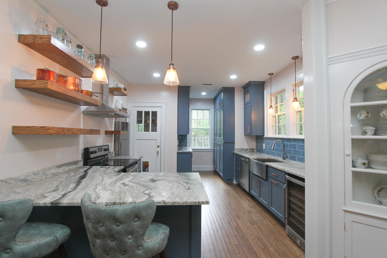4 Beverly Road Charleston, SC 29407 - Photo 3 of 30 4BeverlyRoad- KeenEyeMarketing - 003