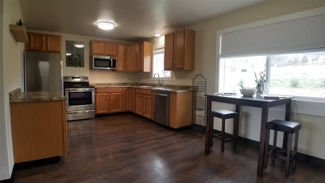 100 Wagon Road Hornbrook, CA 96044 - Photo 6 of 14 Gallery Image 6