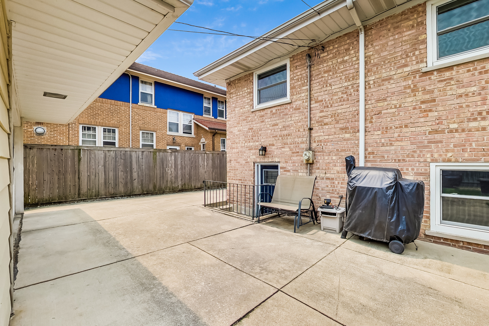 3609 North Harding Avenue Chicago, IL 60618 - Photo 32 of 41 a view of an outdoor space with wooden walls