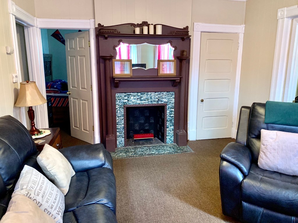 62 Waverly Street Springfield, MA 01107 - Photo 3 of 9 Gallery Image 3
