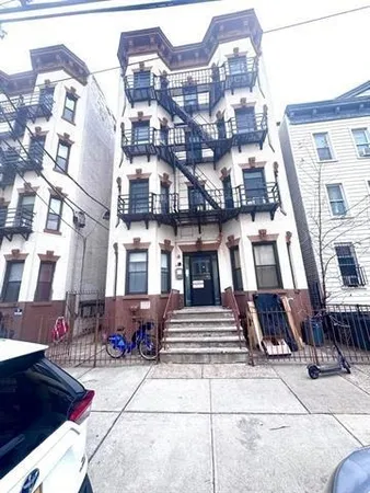 $1,450 | 64 Tuers Avenue, Unit 4A, Jersey City, NJ 07306