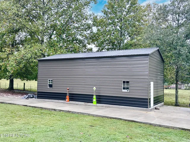 $345,000 | 163 Wooldridge Lane, Jellico, TN 37762