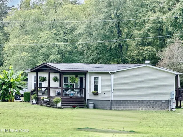 $345,000 | 163 Wooldridge Lane, Jellico, TN 37762