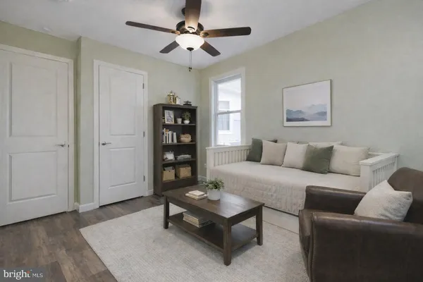 $329,900 | 233 Park Lane, Hamilton, NJ 08609