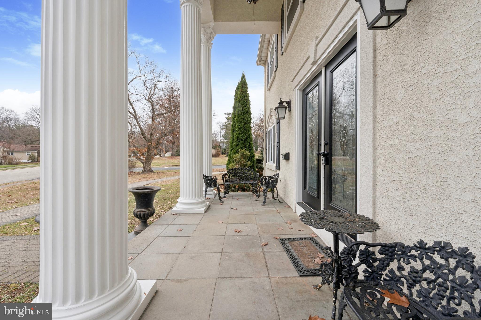 440 Rittenhouse Boulevard Jeffersonville, PA 19403 - Photo 4 of 45 a view of entryway with livingroom and furniture