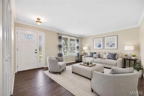 $335,000 | 24 Parkwood Drive, St. Peters, MO 63376